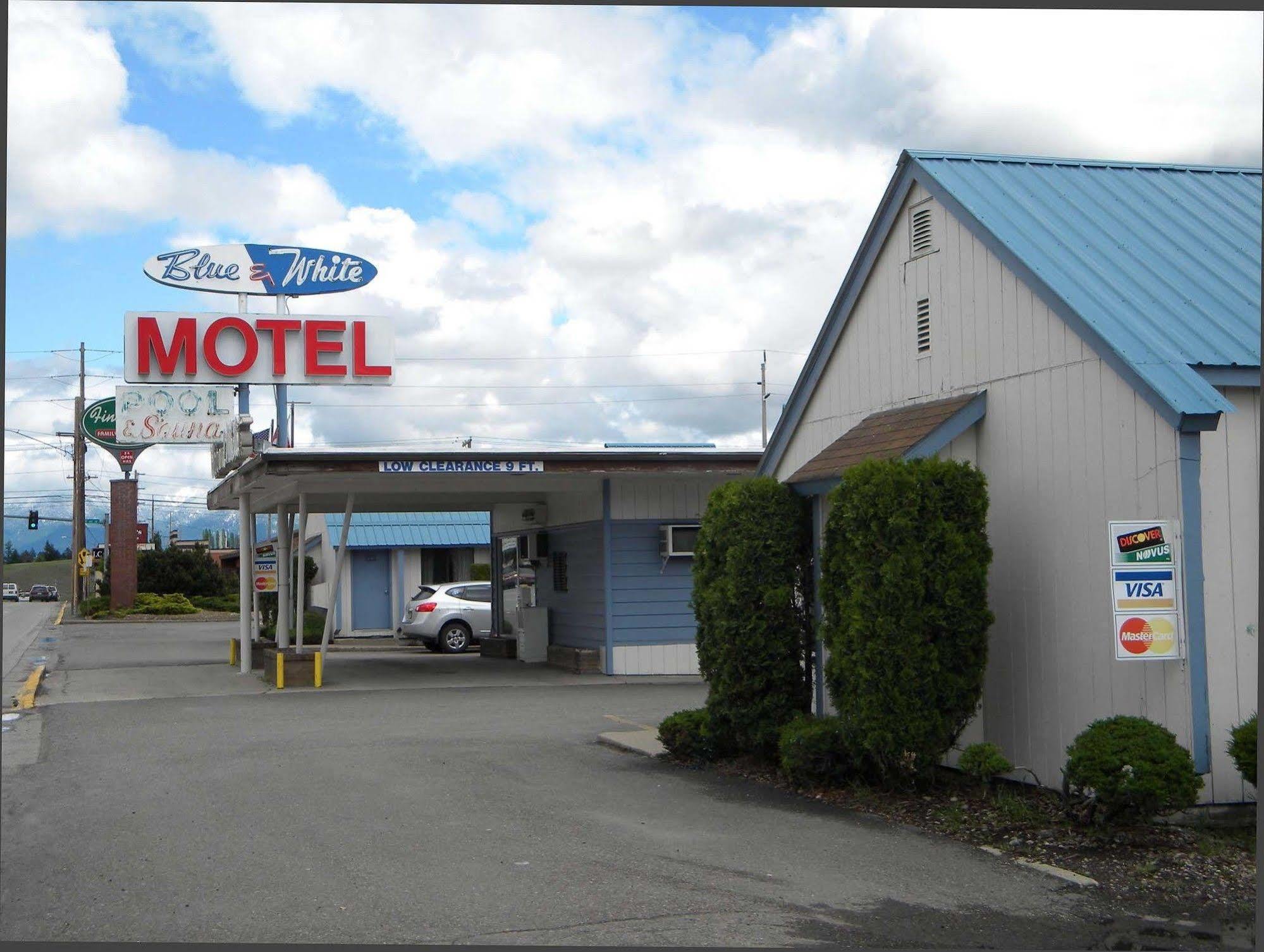 Blue And White Motel Kalispell Eksteriør billede